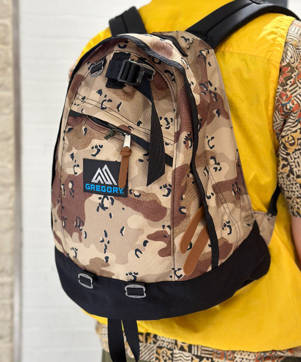 佐々木 優さんの「BEAMS WOMEN｜BEAMS PLUS / MIL 6 Pocket 80/3 Ripstop」を使ったコーディネート