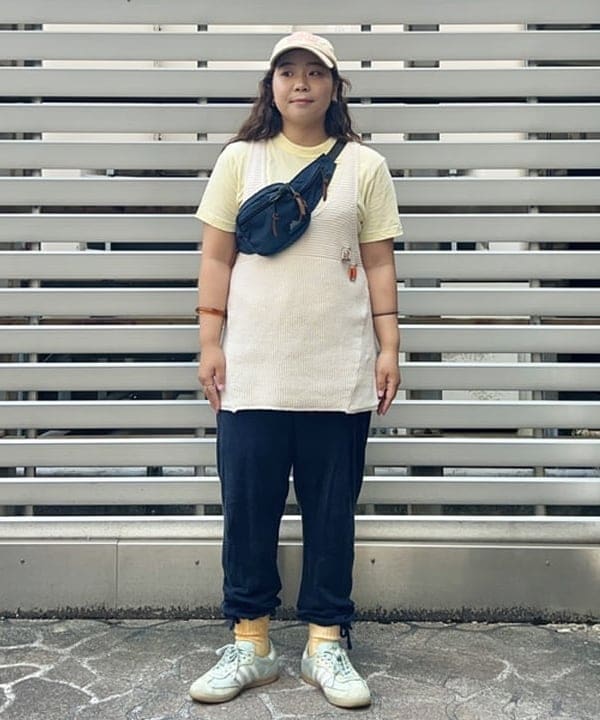おとむさんの「BEAMS WOMEN｜ボーイ ベーシック Tシャツ」を使ったコーディネート