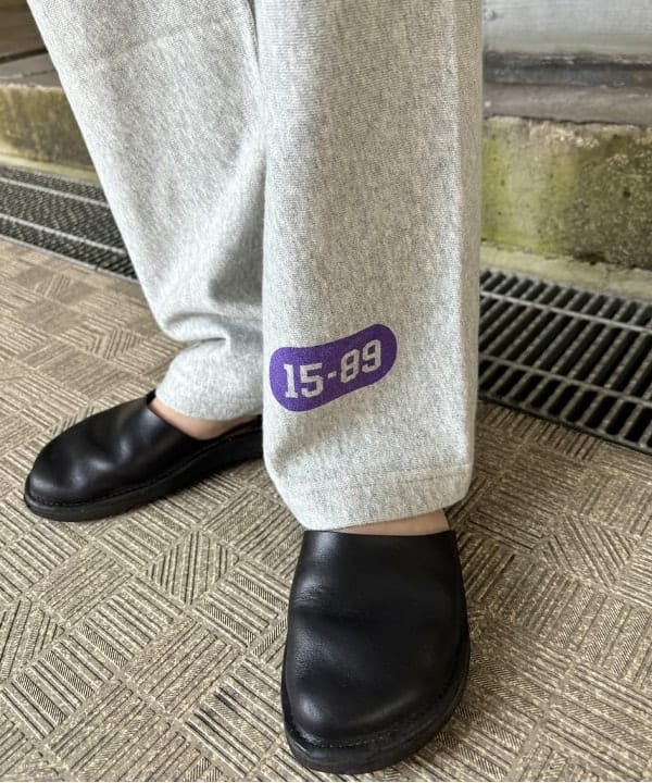 チナツさんの「BEAMS WOMEN｜ラインロゴ ショートスリーブ Tシャツ」を使ったコーディネート