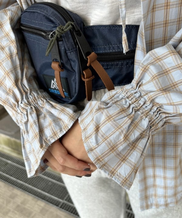 チナツさんの「BEAMS WOMEN｜ラインロゴ ショートスリーブ Tシャツ」を使ったコーディネート