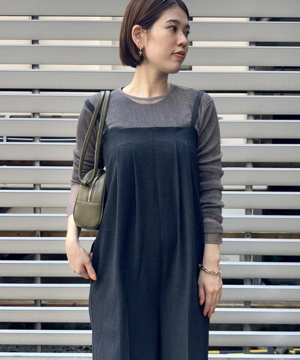 岡 妃呂美さんの「BEAMS WOMEN｜シアサッカー オールインワン」を使ったコーディネート