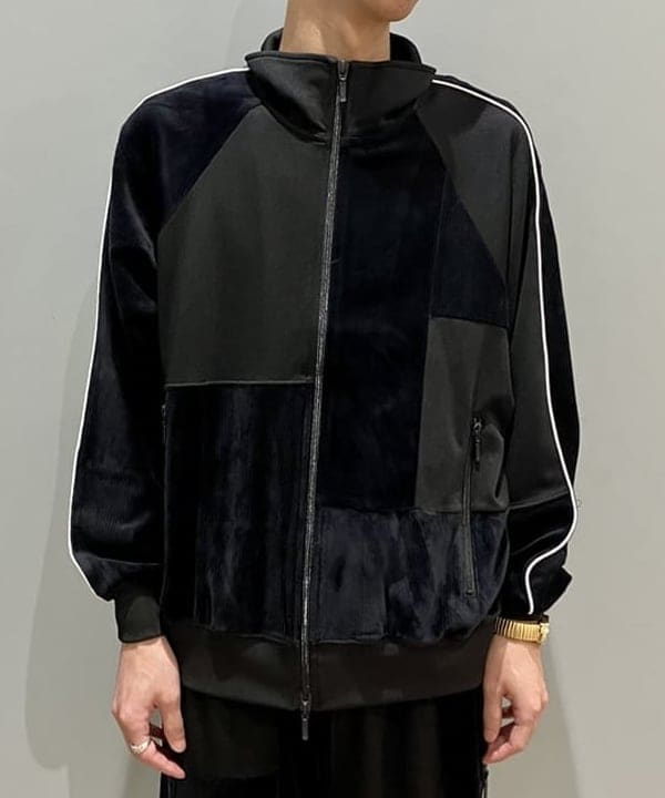 西村 光平さんの「BEAMS WOMEN｜クレイジー ジャージ トラックジャケット」を使ったコーディネート