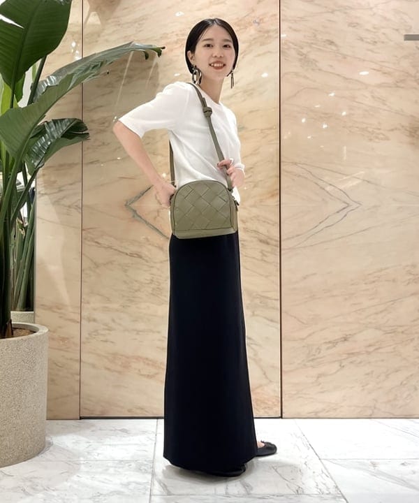 shirakiさんの「BEAMS WOMEN｜スタイリスト佐藤佳菜子 × SLOANE × Demi-Luxe BEAMS / 別注 リブTシャツ」を使ったコーディネート