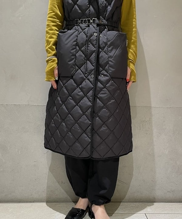高木 菜央さんの「BEAMS WOMEN｜▲MONCLER / BUTOR ロングベスト」を使ったコーディネート