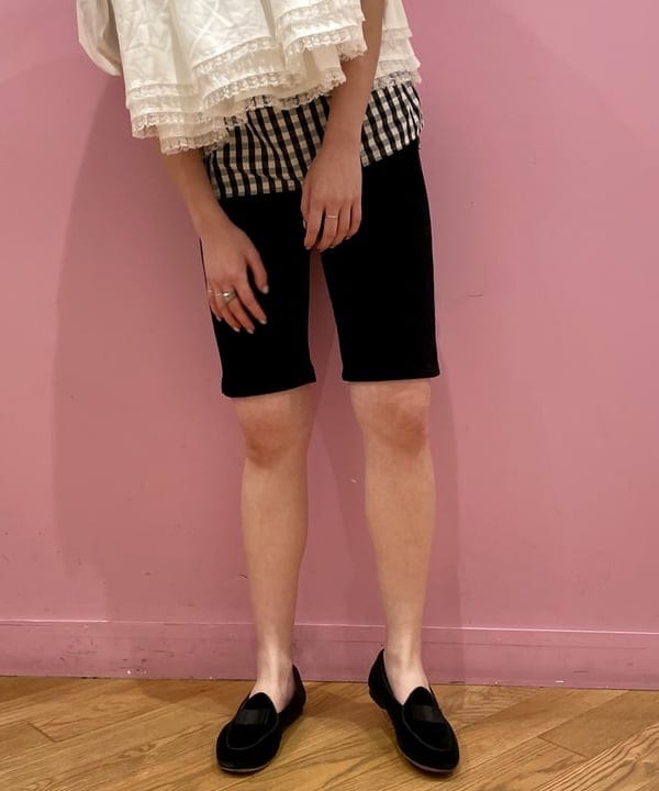 水野 萌香さんの「BEAMS WOMEN｜カット コーデュロイ バイカー ショーツ」を使ったコーディネート