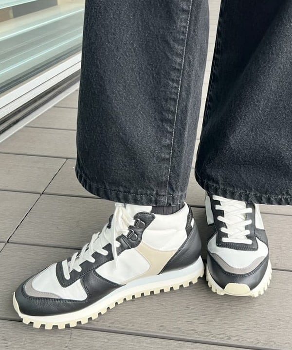 隈元 楓さんの「BEAMS WOMEN｜BAUM UND PFERDGARTEN / CAPONI フラワー ニット」を使ったコーディネート