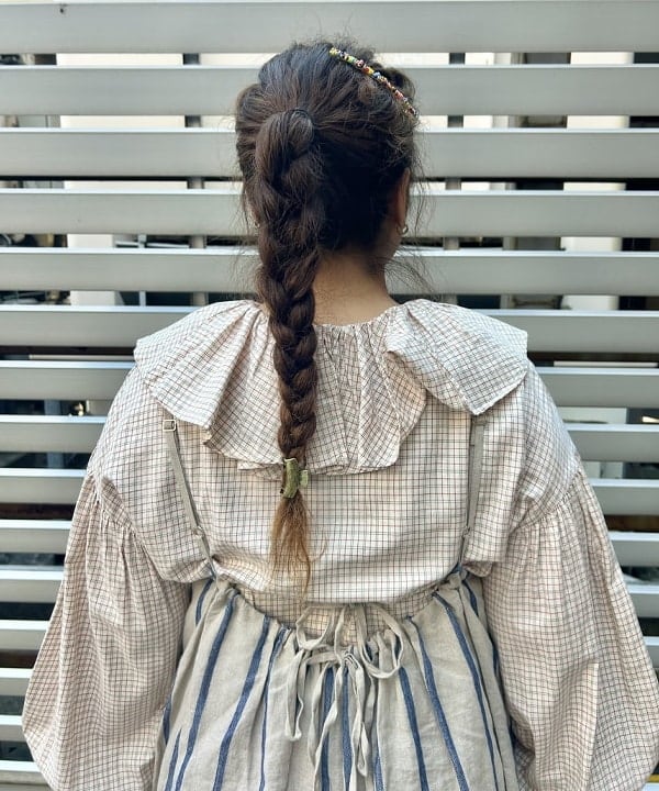 おとむさんの「BEAMS WOMEN｜チェック フリルカラー シャツ」を使ったコーディネート
