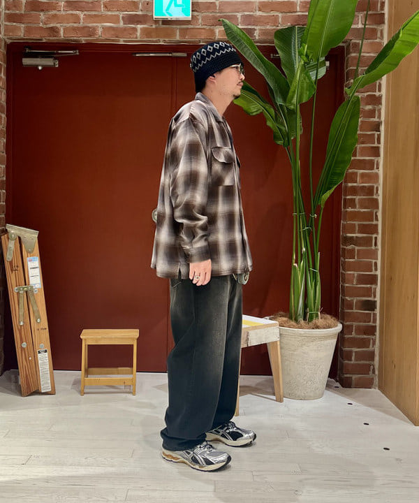 新里 京介さんの「BEAMS WOMEN｜NEW. / MAYA」を使ったコーディネート