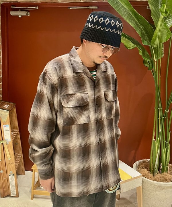 新里 京介さんの「BEAMS WOMEN｜NEW. / MAYA」を使ったコーディネート