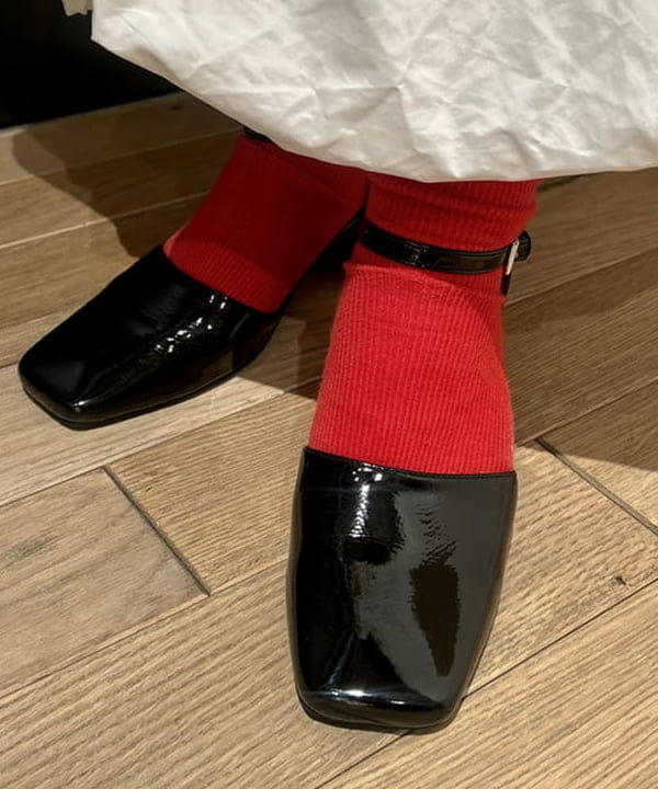 早川 萌子さんの「BEAMS WOMEN｜テレコ リブ クルーネック トップス」を使ったコーディネート