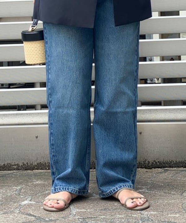 藤井 裕実子さんの「BEAMS WOMEN｜LEVI'S(R) / SILVER TAB（TM）LOOSE FIT」を使ったコーディネート