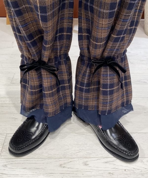 優意さんの「BEAMS WOMEN｜Olfeo × maturely / 別注 フリル ロングスリーブ カットソー」を使ったコーディネート