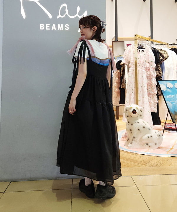 saori KATOさんの「BEAMS WOMEN｜【別注】sister jane / Bow Ruffle Onepiece」を使ったコーディネート