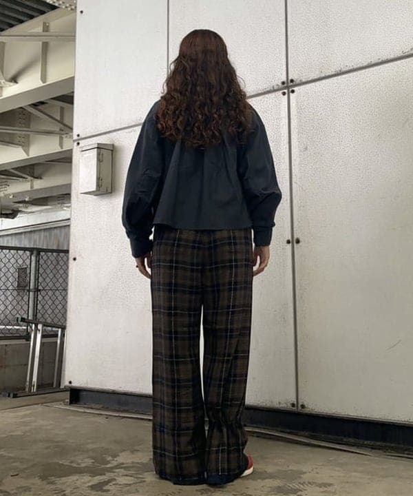 チナツさんの「BEAMS WOMEN｜mturely / インサイド アウト カーディガン」を使ったコーディネート