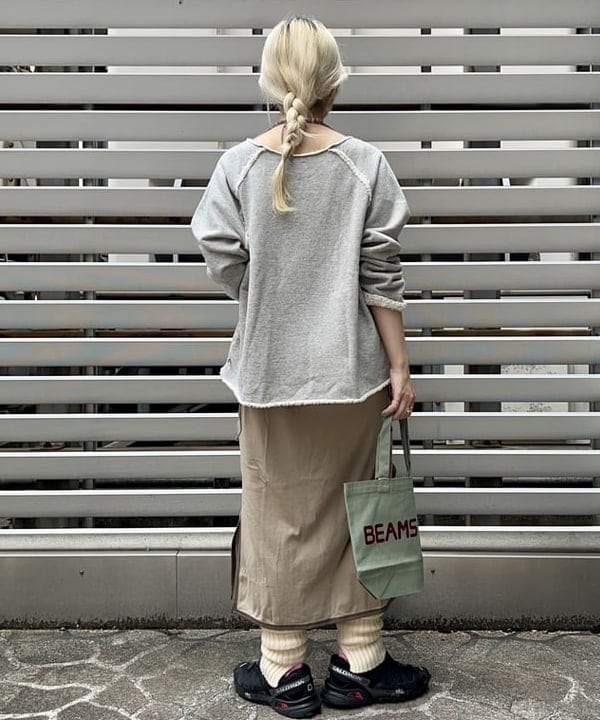 ナツハさんの「BEAMS WOMEN｜maturely / スィン ストリング スリット ワンピース」を使ったコーディネート