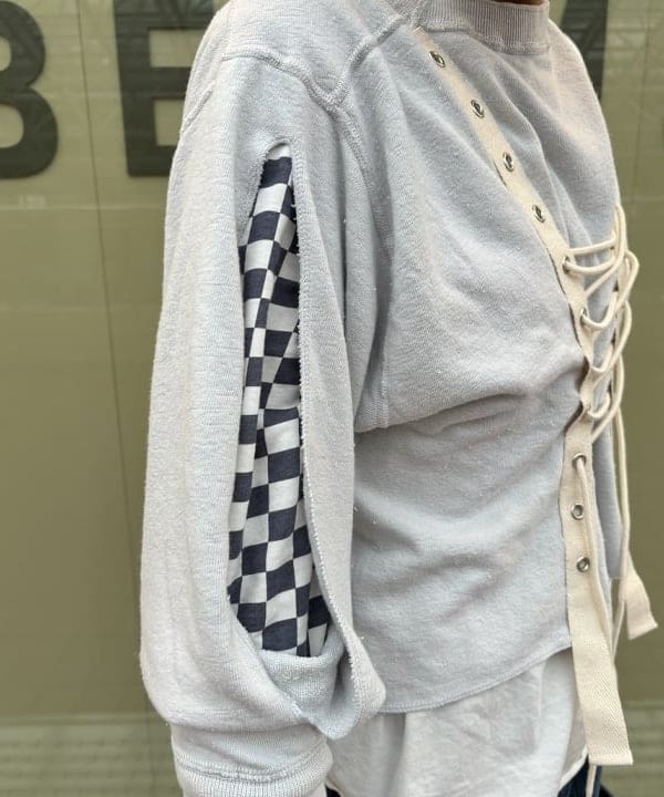 矢野(青木)優香さんの「Gramicci × BEAMS BOY / 別注 ワイド デニム パンツ」を使ったコーディネート