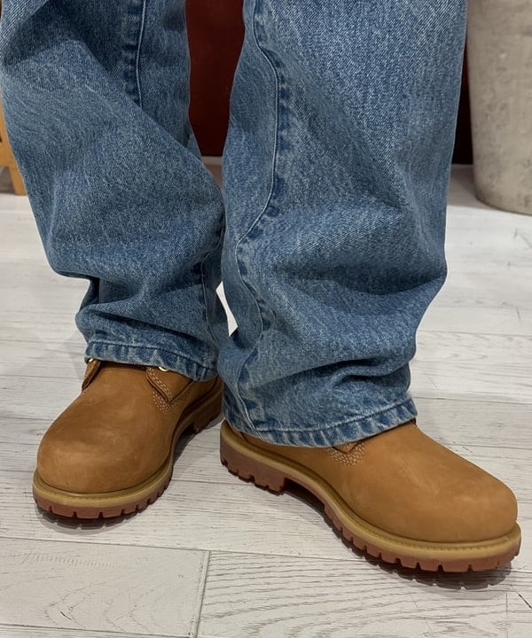 佐々木 南美さんの「BEAMS WOMEN｜▲Timberland &times; Ray BEAMS / 8inch Puffer Boots」を使ったコーディネート