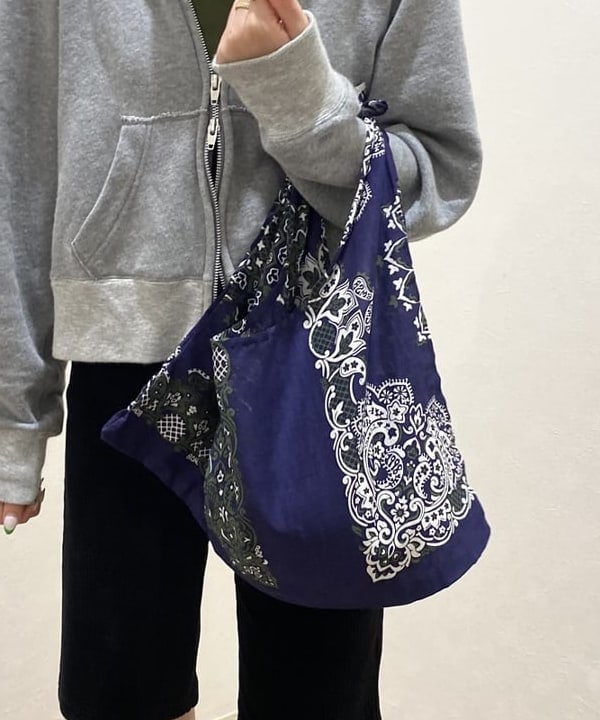 吉田 花さんの「BEAMS WOMEN｜カット コーデュロイ バイカー ショーツ」を使ったコーディネート