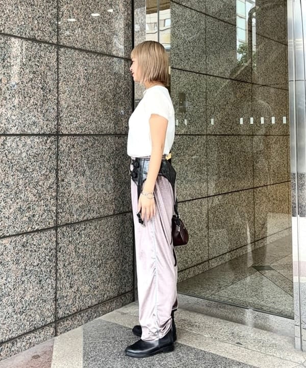 あすかさんの「BEAMS WOMEN｜スクエア ボストンバッグ」を使ったコーディネート