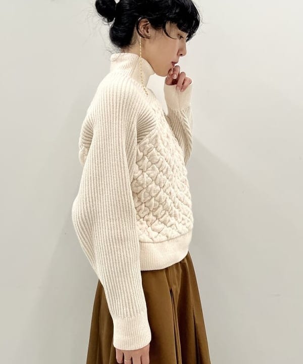 kigoさんの「BEAMS WOMEN｜RBS / モール キリカエ ハイネック ニット」を使ったコーディネート