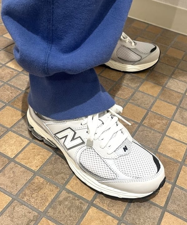 あゆさんの「BEAMS WOMEN｜〈WOMEN〉New Balance / M2002R PP」を使ったコーディネート