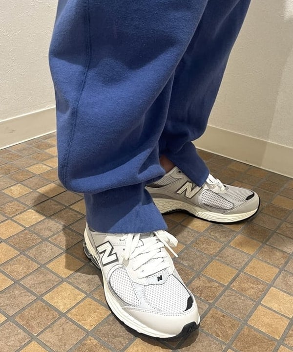 あゆさんの「BEAMS WOMEN｜〈WOMEN〉New Balance / M2002R PP」を使ったコーディネート