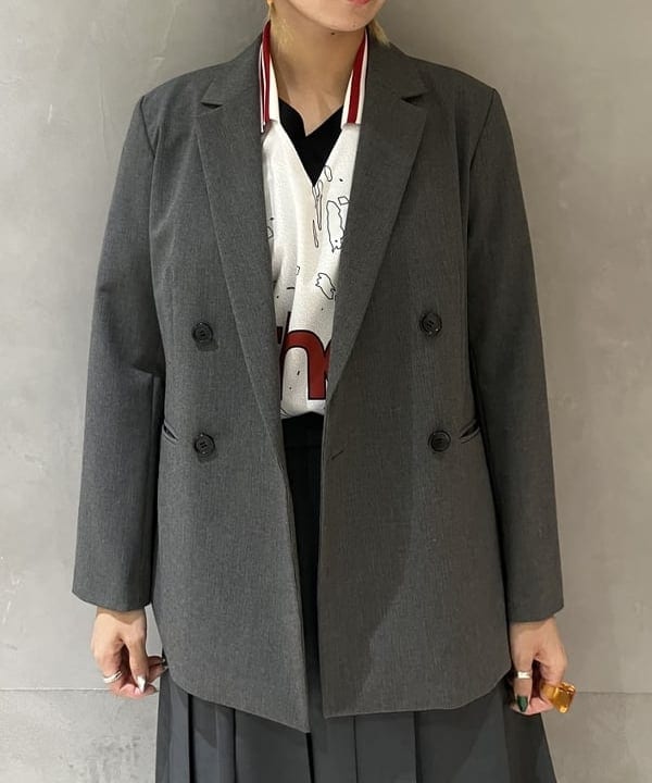 シマダリツコさんの「BEAMS WOMEN｜シャークスキン 4ボタン ダブル ジャケット」を使ったコーディネート