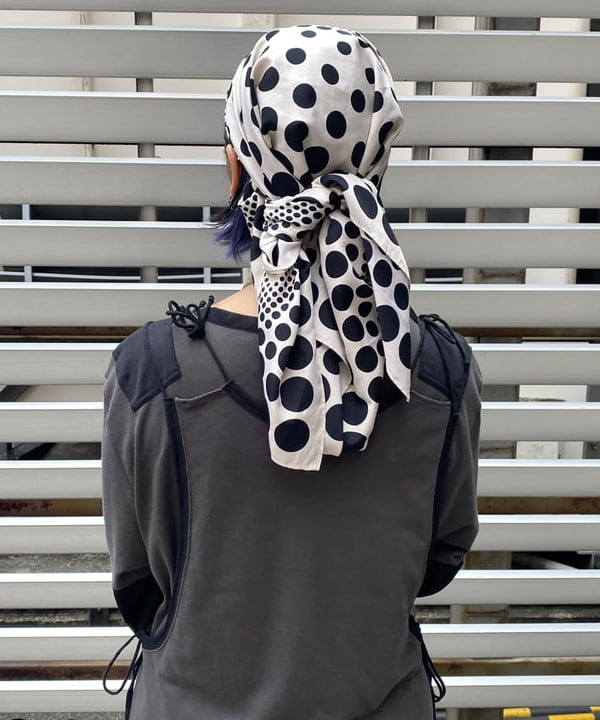 オカモト ミサキさんの「BEAMS WOMEN｜maturely / スィン ストリング スリット ワンピース」を使ったコーディネート