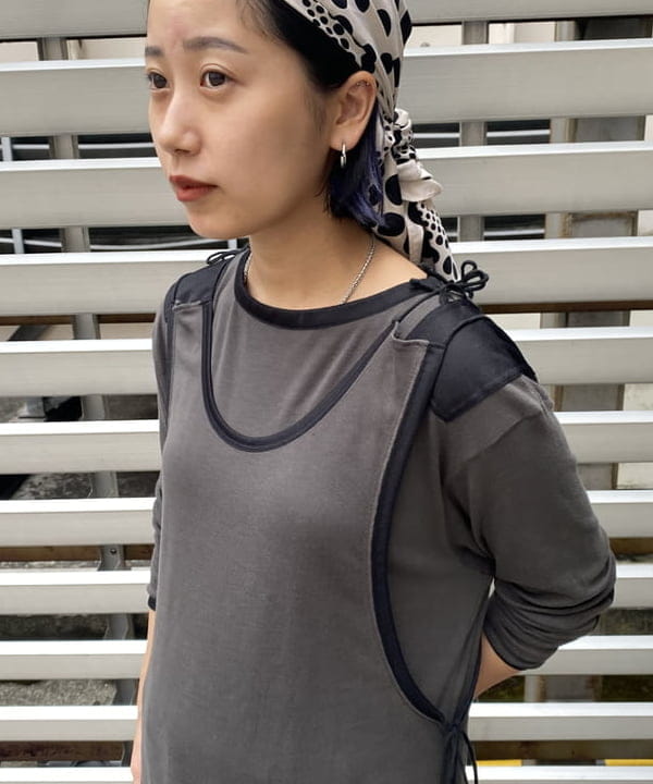 オカモト ミサキさんの「BEAMS WOMEN｜maturely / スィン ストリング スリット ワンピース」を使ったコーディネート