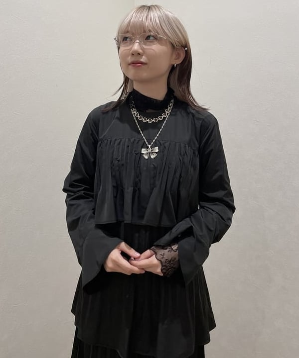 加歩さんの「BEAMS WOMEN｜プリーツ ティアード ワンピース」を使ったコーディネート