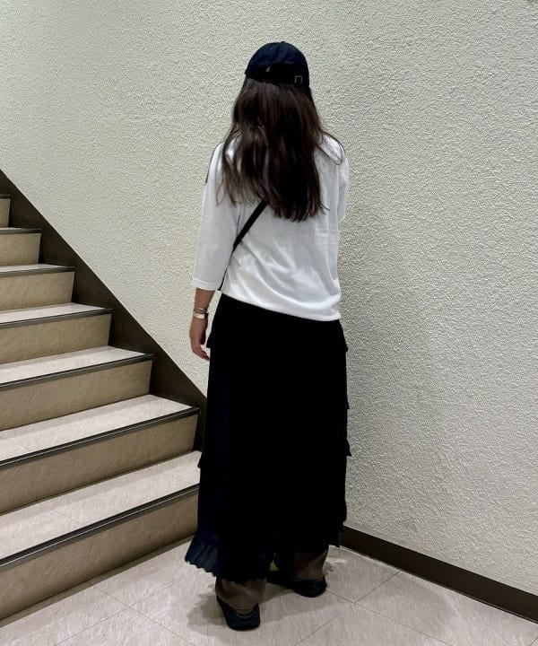 サイトウ　トモミさんの「ミリタリー ニットパンツ」を使ったコーディネート