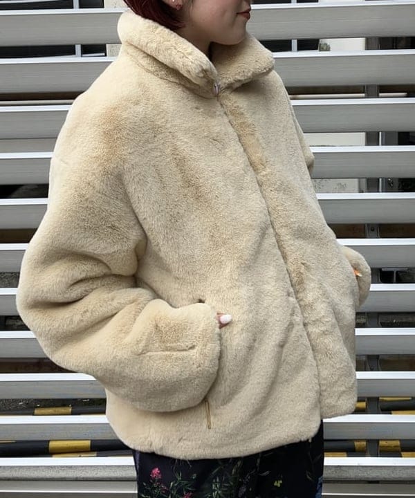 中川　ゆららさんの「BEAMS WOMEN｜TATRAS / BARBRA ボアブルゾン」を使ったコーディネート