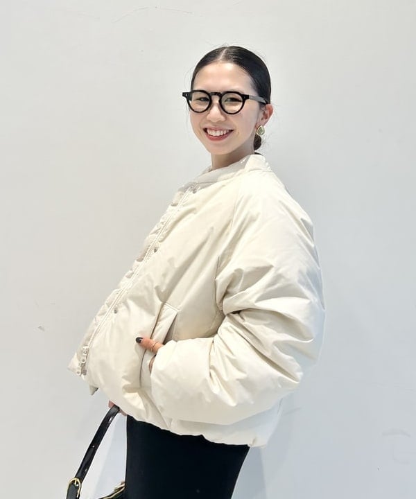 佐藤 美樹さんの「BEAMS WOMEN｜KEEN / HOWSER Ⅲ SLIDE ボア シューズ」を使ったコーディネート