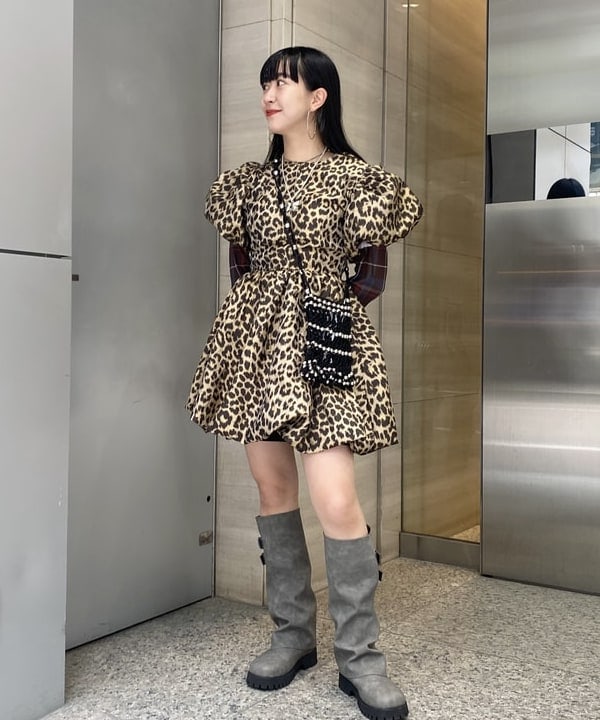 マツド ユメカさんの「BEAMS WOMEN｜Ray BEAMS / シアー チェック クルーネック トップス」を使ったコーディネート