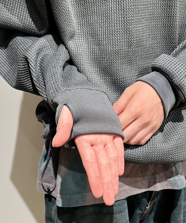 関澤 佑樹さんの「BEAMS WOMEN｜ジャカードニット バケット ハット」を使ったコーディネート