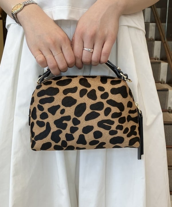 蒲原 捺美さんの「BEAMS WOMEN｜バルーン スカート」を使ったコーディネート