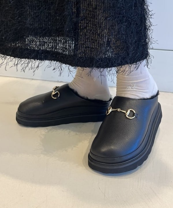 神坂 莉子さんの「BEAMS WOMEN｜【別注】MOHI / Bit サボ」を使ったコーディネート