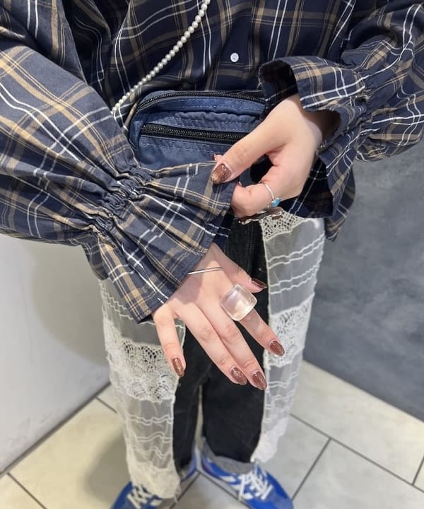 yokoyama shionさんの「BEAMS WOMEN｜GREGORY / 別注 VINTAGE HIP MATE NAVY」を使ったコーディネート