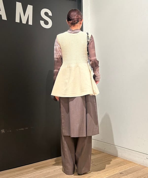 佐藤 亜美さんの「BEAMS WOMEN｜【別注】Casselini / チュール ビーズ ミニ ショルダー」を使ったコーディネート
