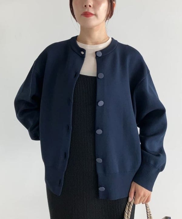 SAKAIさんの「BEAMS WOMEN｜SLOANE / ウール 天竺 クルーネック ニットTシャツ」を使ったコーディネート