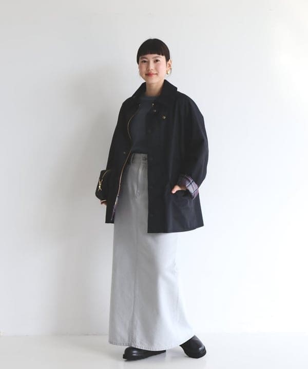 Ichika Hondaさんの「BEAMS WOMEN｜PHILIPPE AUDIBERT / Barrie ピアス ゴールド」を使ったコーディネート