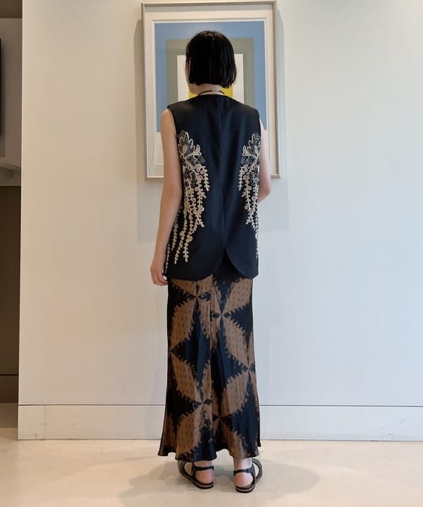 神坂 莉子さんの「BEAMS WOMEN｜I Hate Monday / Back Point ストッキング」を使ったコーディネート