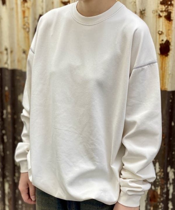 鈴木 悠里さんの「BEAMS WOMEN｜BEAMS / ワイドフィット デニムパンツ」を使ったコーディネート