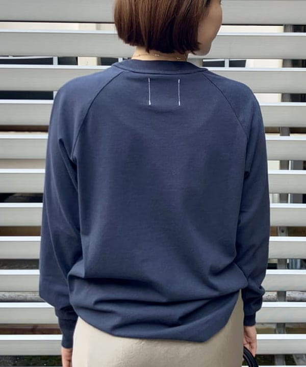 岡 妃呂美さんの「BEAMS WOMEN｜AK+1 / ロングスリーブ カットソー」を使ったコーディネート