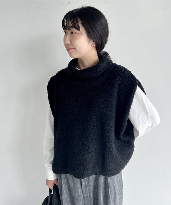 中丸　栞さんの「BEAMS WOMEN｜NOMADIS / SAC2 PADDED トートバッグ」を使ったコーディネート
