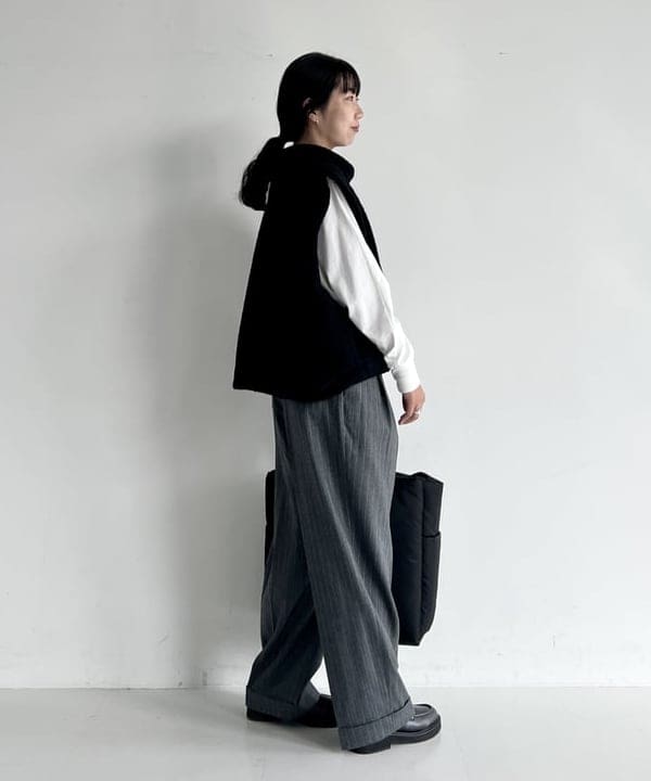 中丸　栞さんの「BEAMS WOMEN｜NOMADIS / SAC2 PADDED トートバッグ」を使ったコーディネート