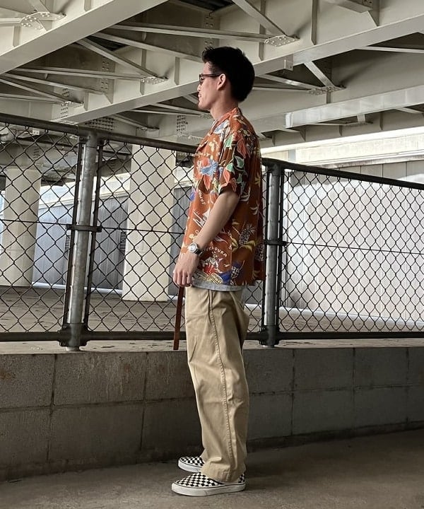 ホサカさんの「BEAMS WOMEN｜SUN SURF × BEAMS / 別注 アロハシャツ」を使ったコーディネート