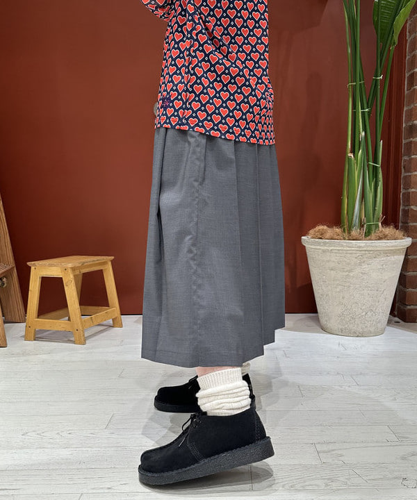 竹村 澄玲さんの「BEAMS WOMEN｜ダブル ベルト プリーツ スカート」を使ったコーディネート
