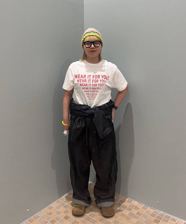 あゆさんの「BEAMS WOMEN｜ラインロゴ ショートスリーブ Tシャツ」を使ったコーディネート