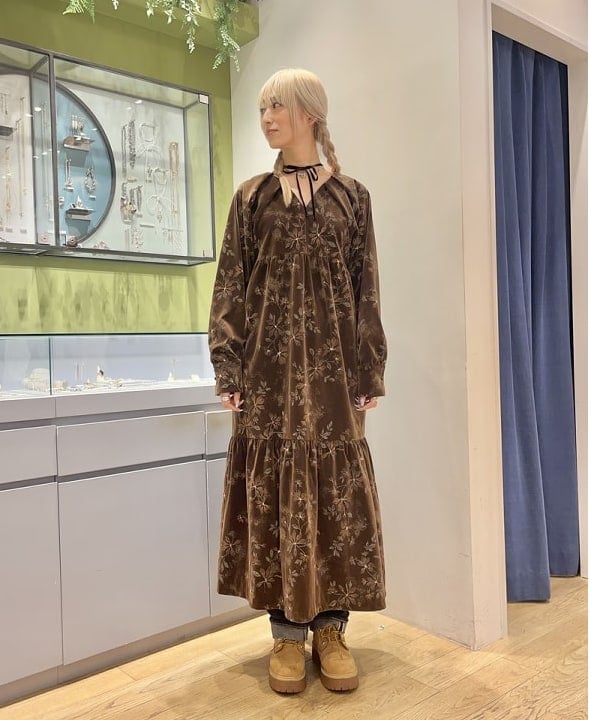 イトウミサキさんの「BEAMS WOMEN｜」を使ったコーディネート